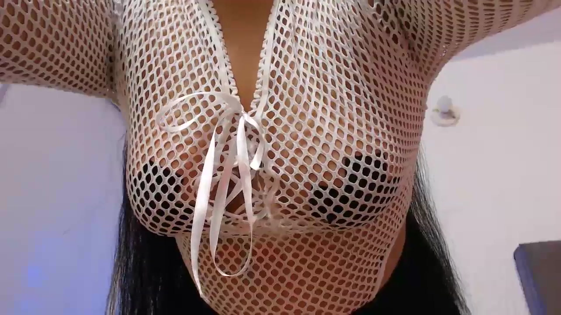 Gallery image thumbnail from Sharon_Angels's myfreecams stream on, 03/10/2024, 04:08 image 18 of 20