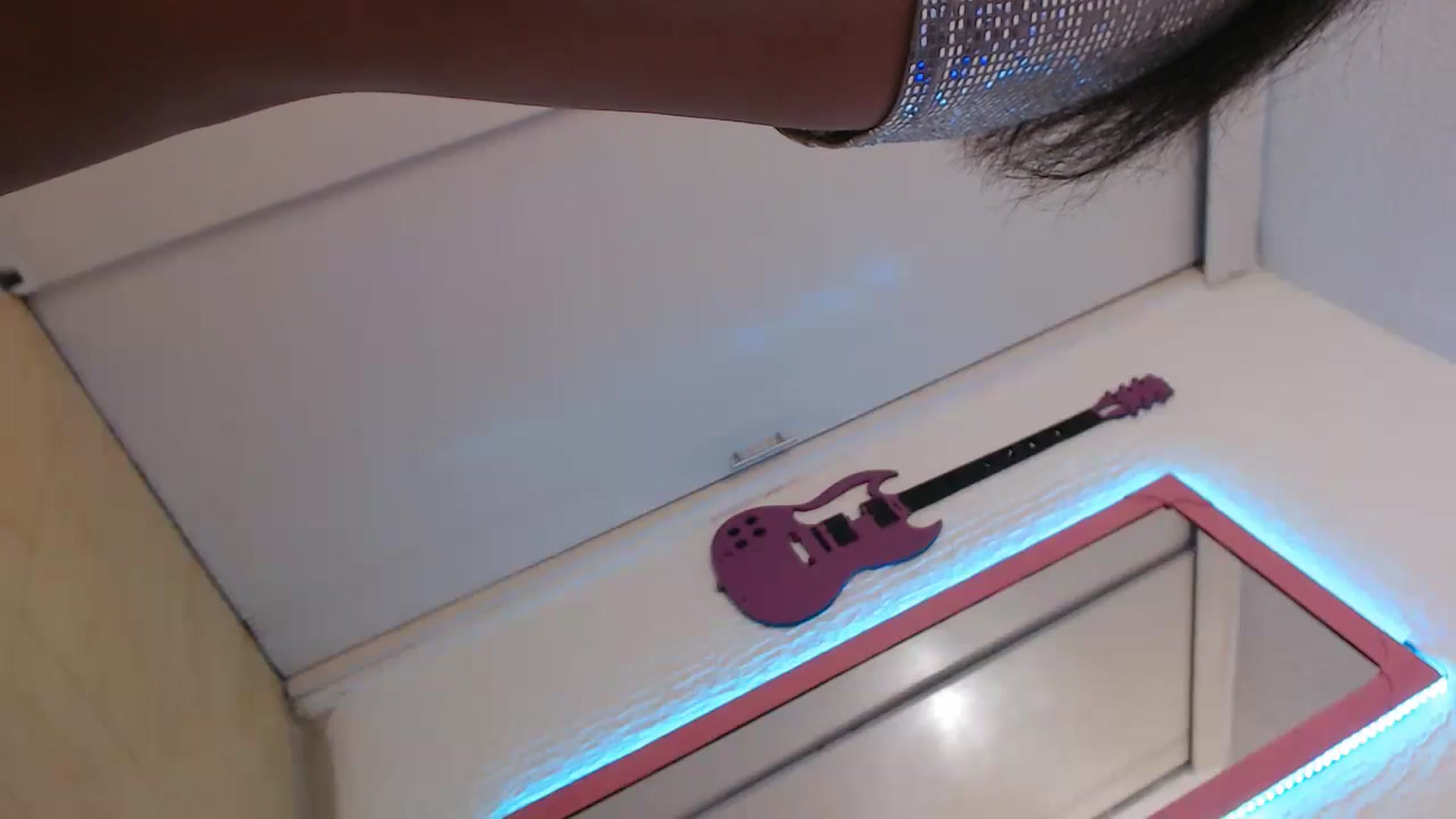 Gallery image thumbnail from Sharon_Angels's myfreecams stream on, 06/06/2024, 05:21 image 5 of 20