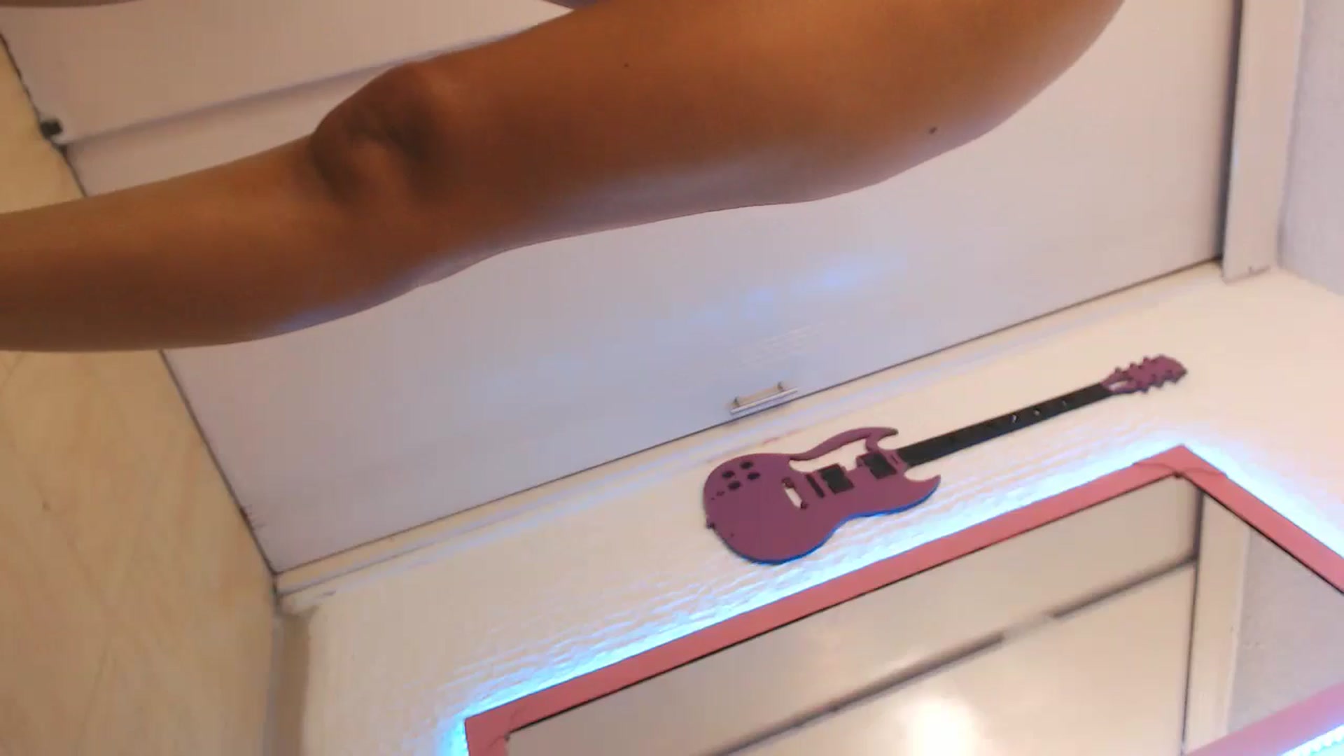 Gallery image thumbnail from Sharon_Angels's myfreecams stream on, 06/23/2024, 09:54 image 18 of 20