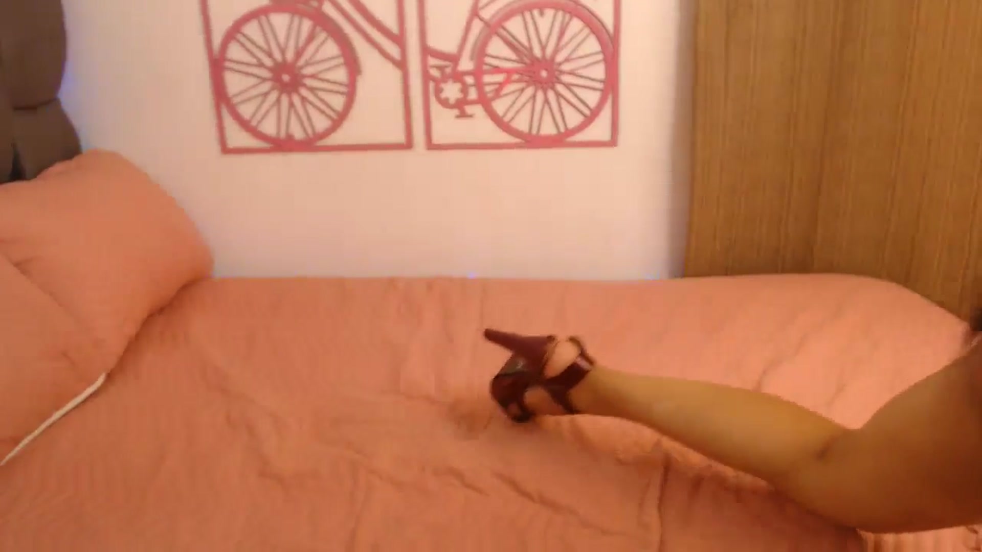 Gallery image thumbnail from Sharon_Angels's myfreecams stream on, 07/28/2024, 07:38 image 6 of 20