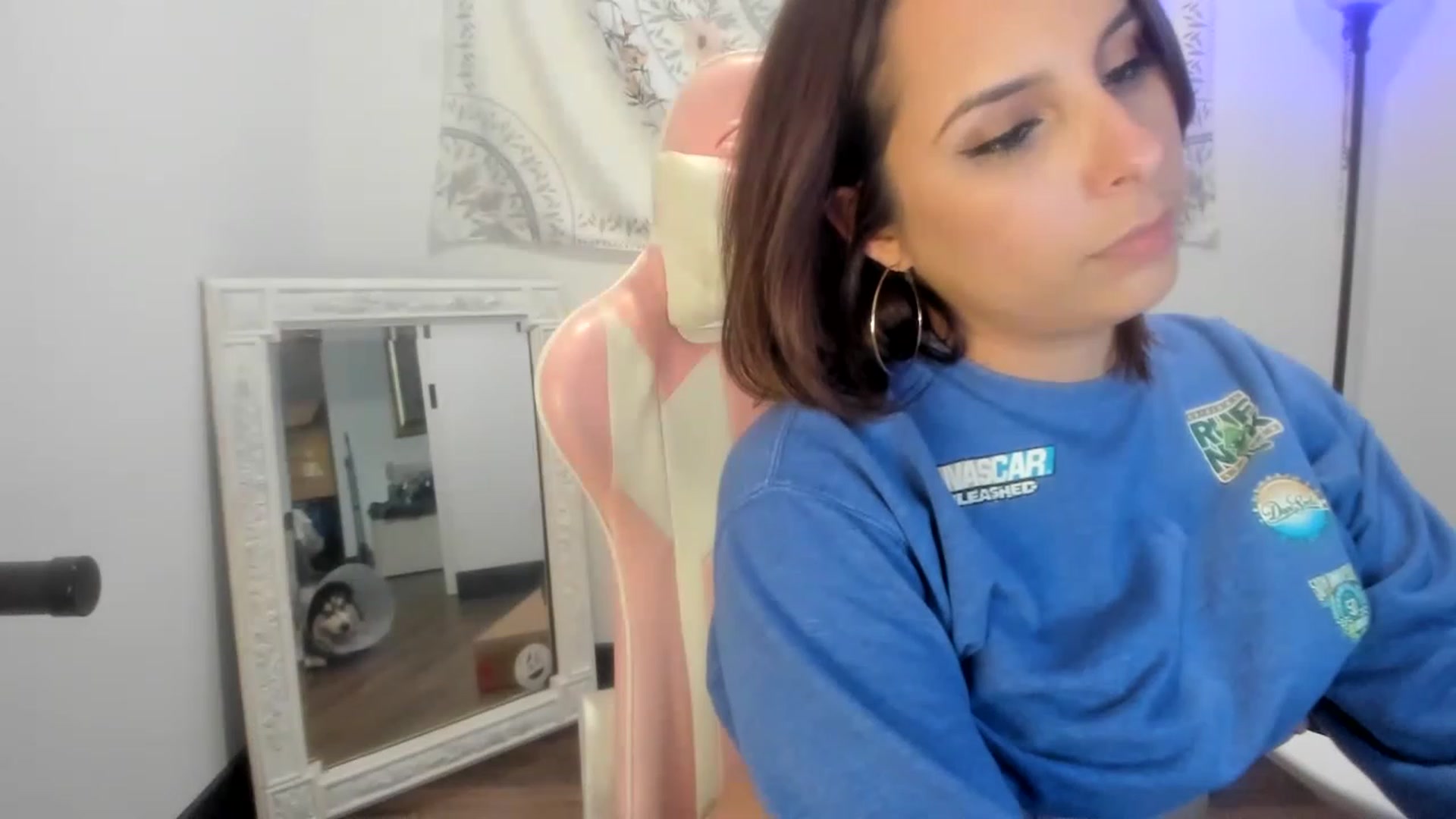 Gallery image thumbnail from ShaunaSays's myfreecams stream on, 04/28/2023, 20:40 image 9 of 20