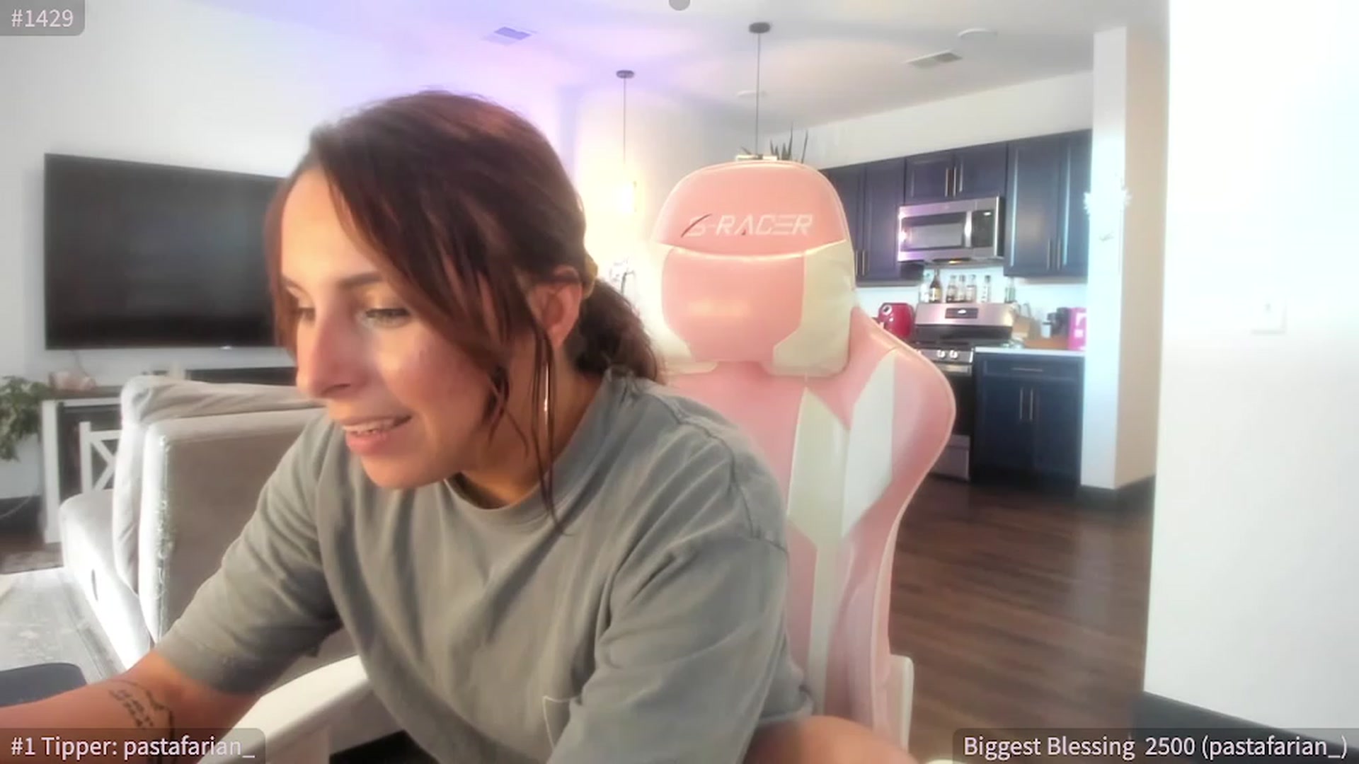 Gallery image thumbnail from ShaunaSays's myfreecams stream on, 09/12/2023, 16:12 image 11 of 20