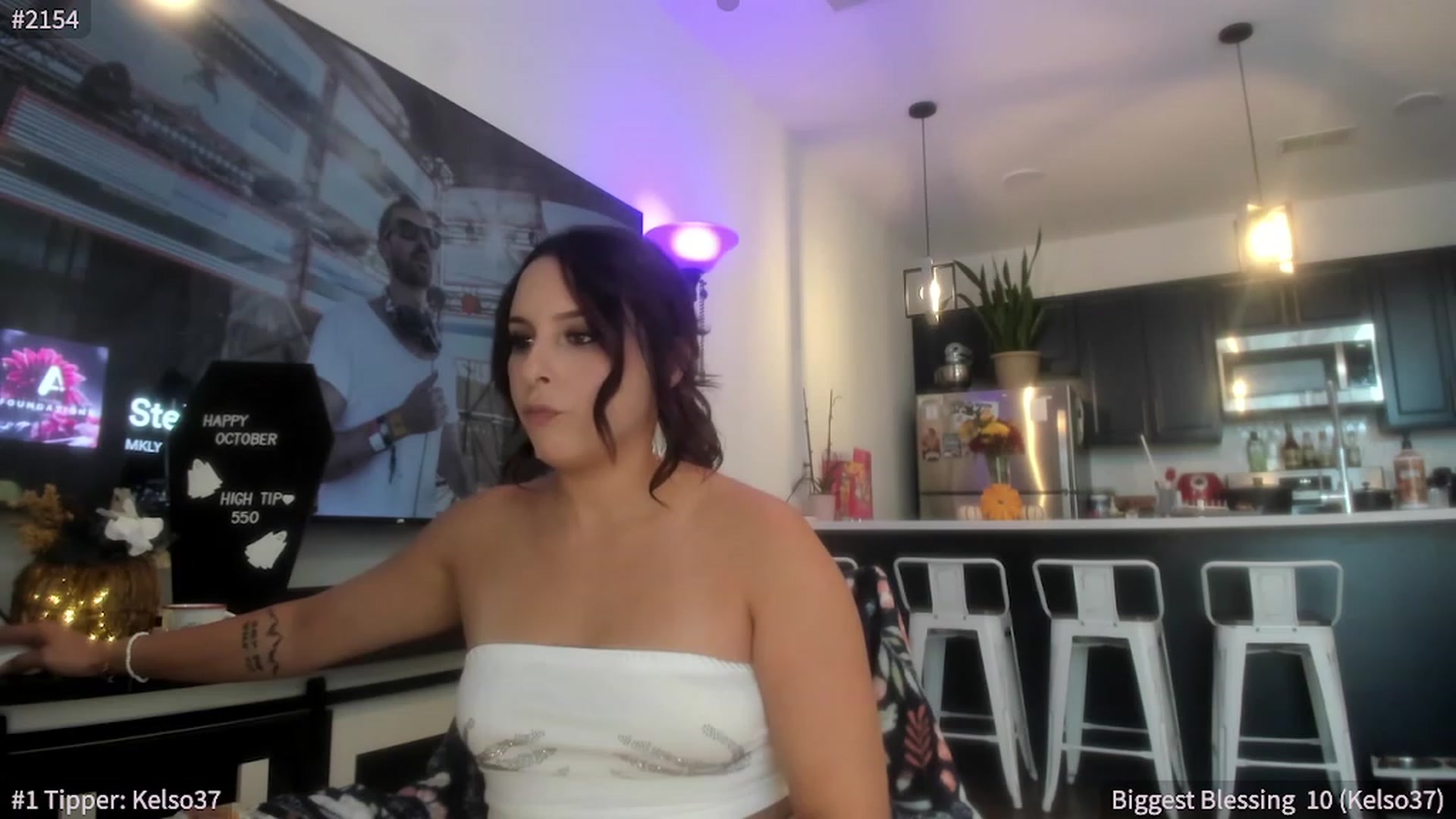 Gallery image thumbnail from ShaunaSays's myfreecams stream on, 10/12/2023, 15:55 image 16 of 20