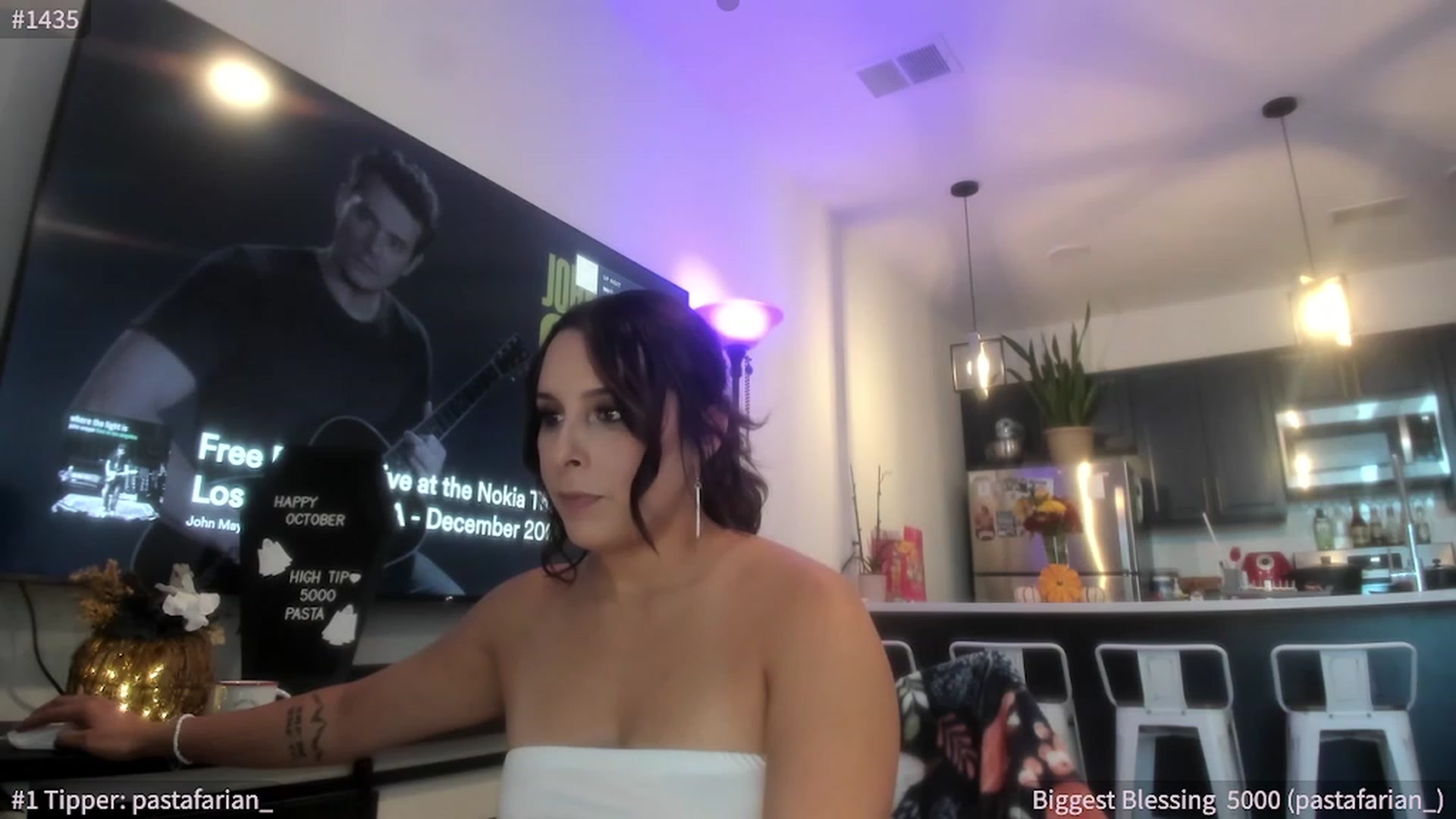 Gallery image thumbnail from ShaunaSays's myfreecams stream on, 10/12/2023, 19:20 image 9 of 20