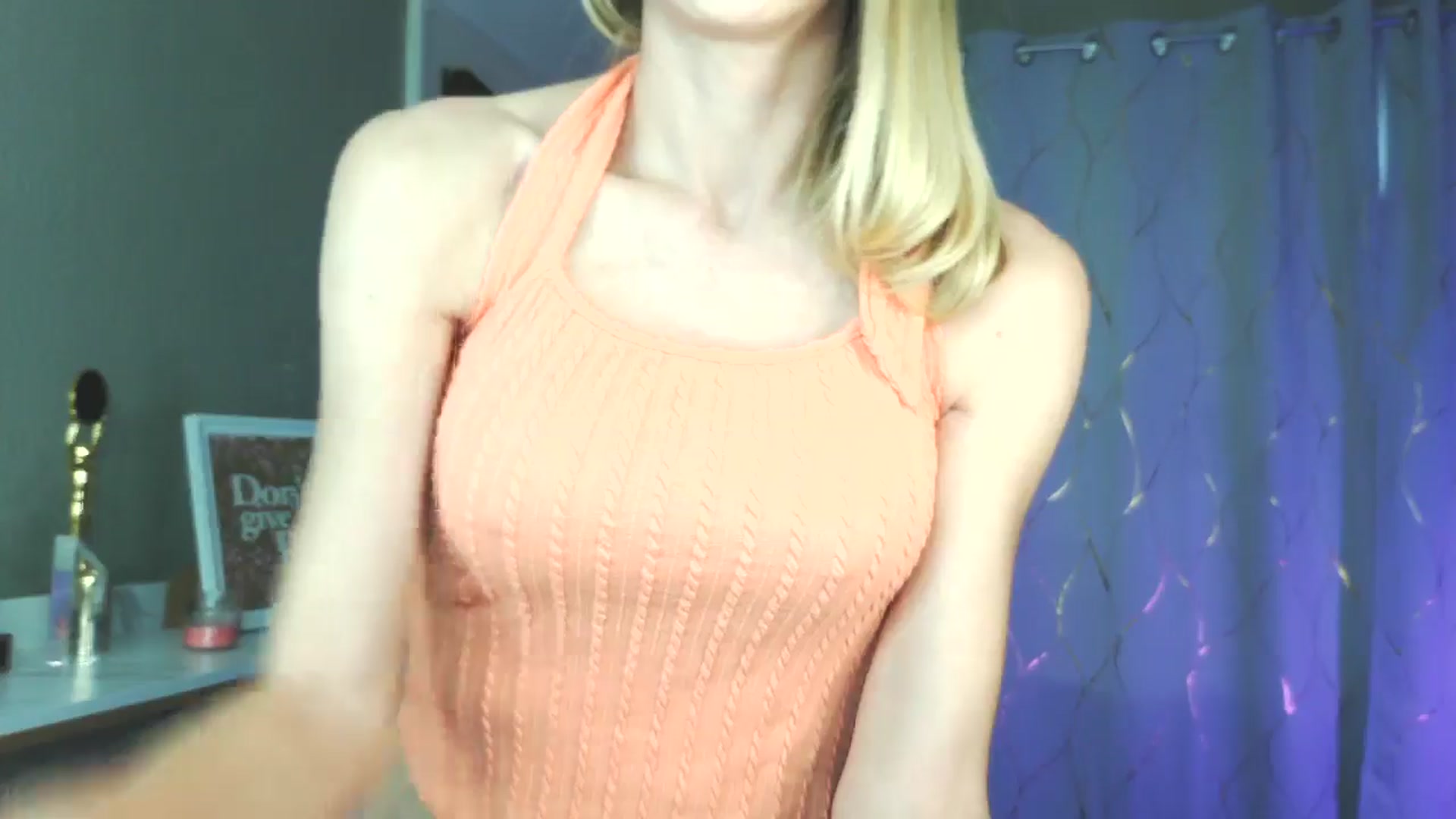 Gallery image thumbnail from ShawnaLenee's myfreecams stream on, 08/15/2024, 22:06 image 10 of 20