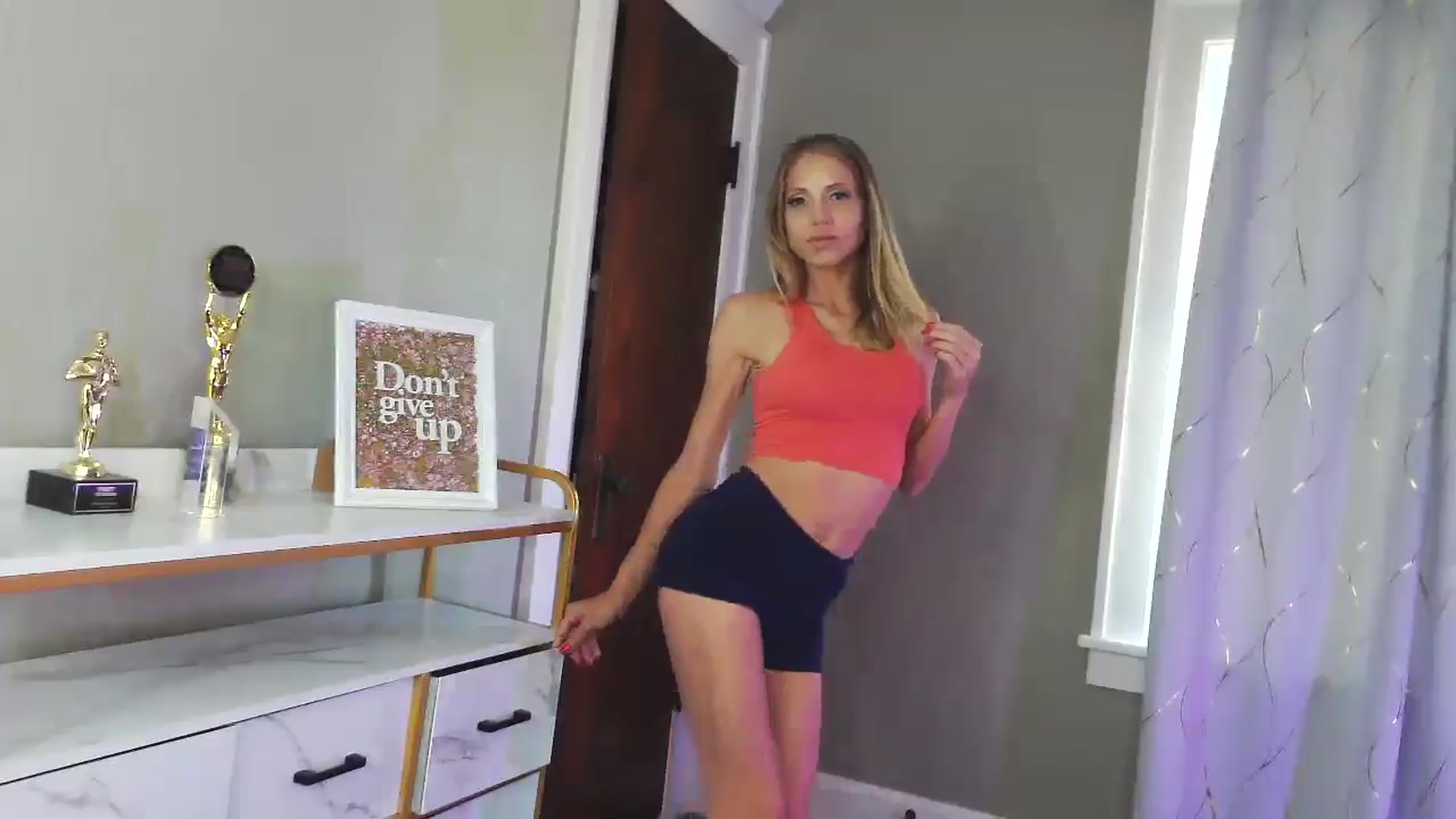 Gallery image thumbnail from ShawnaLenee's myfreecams stream on, 09/04/2024, 19:06 image 17 of 20