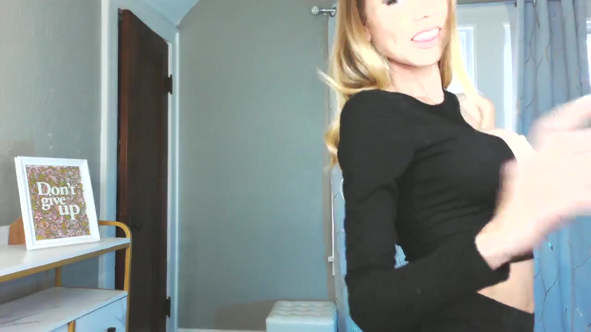 Gallery image thumbnail from ShawnaShow's myfreecams stream on, 09/30/2024, 20:43 image 5 of 20