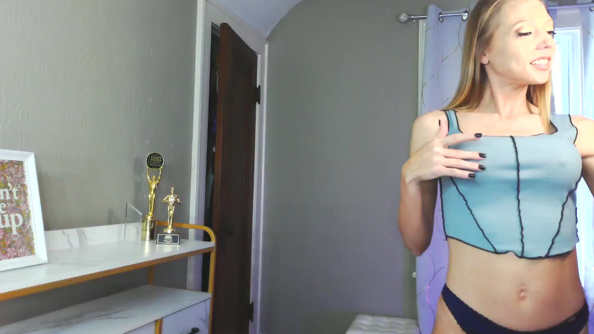 Gallery image thumbnail from ShawnaShow's myfreecams stream on, 10/07/2024, 19:16 image 1 of 20