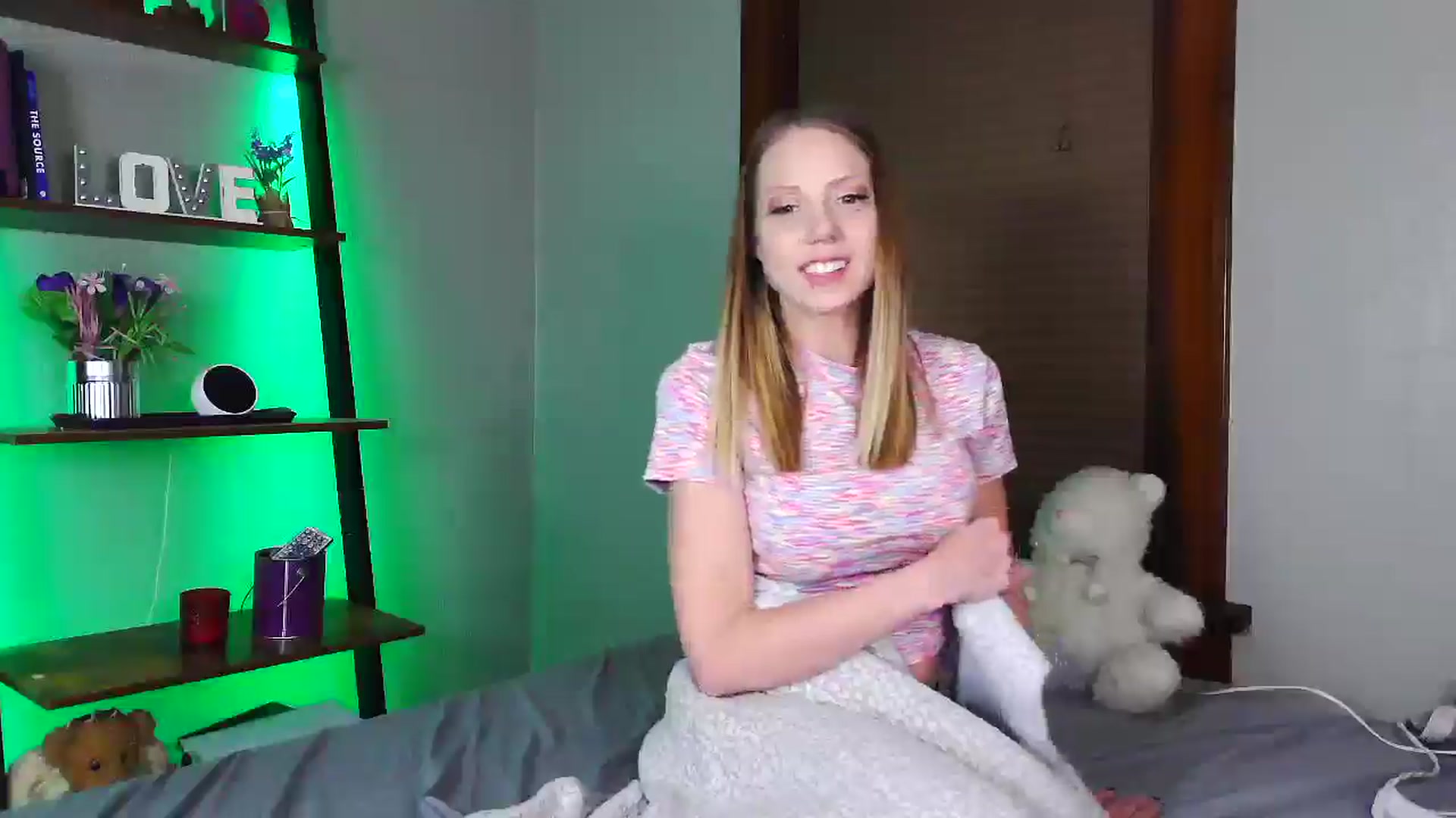 Gallery image thumbnail from ShawnaShow's myfreecams stream on, 02/10/2025, 05:12 image 8 of 20