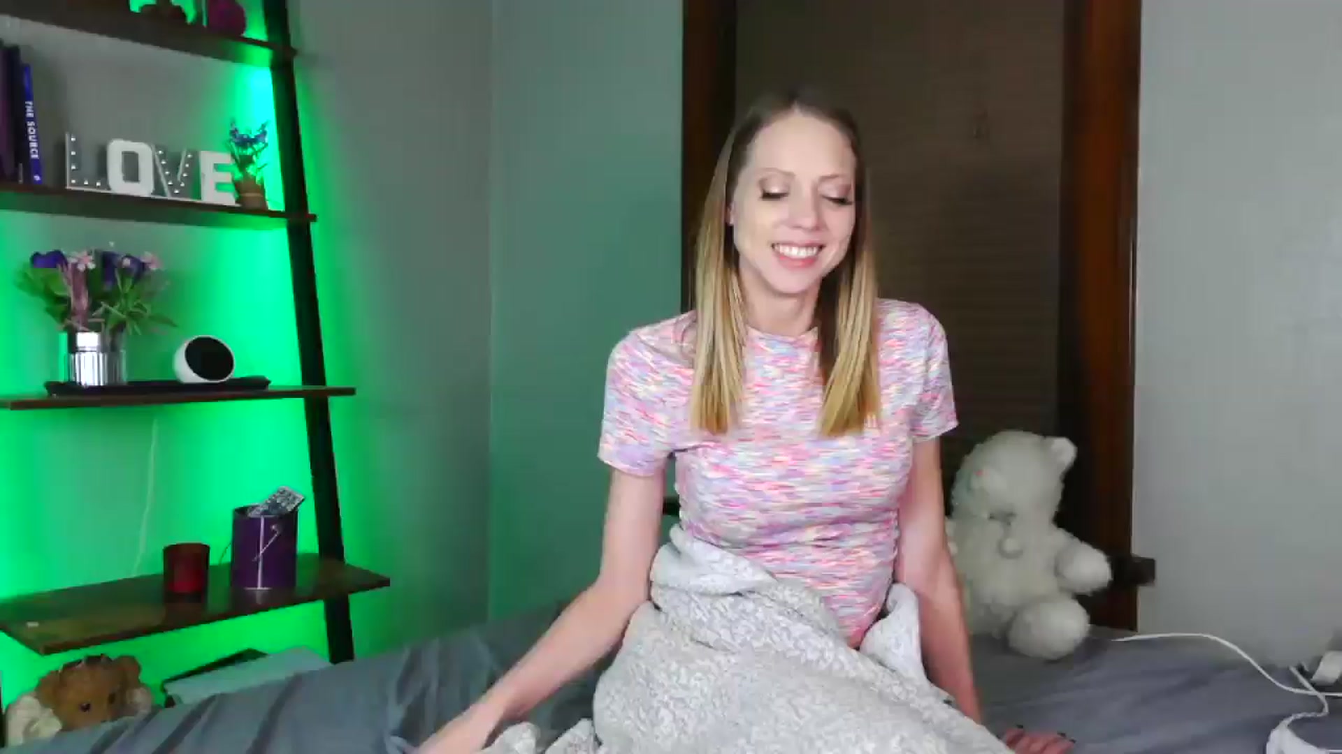 Gallery image thumbnail from ShawnaShow's myfreecams stream on, 02/10/2025, 05:12 image 7 of 20