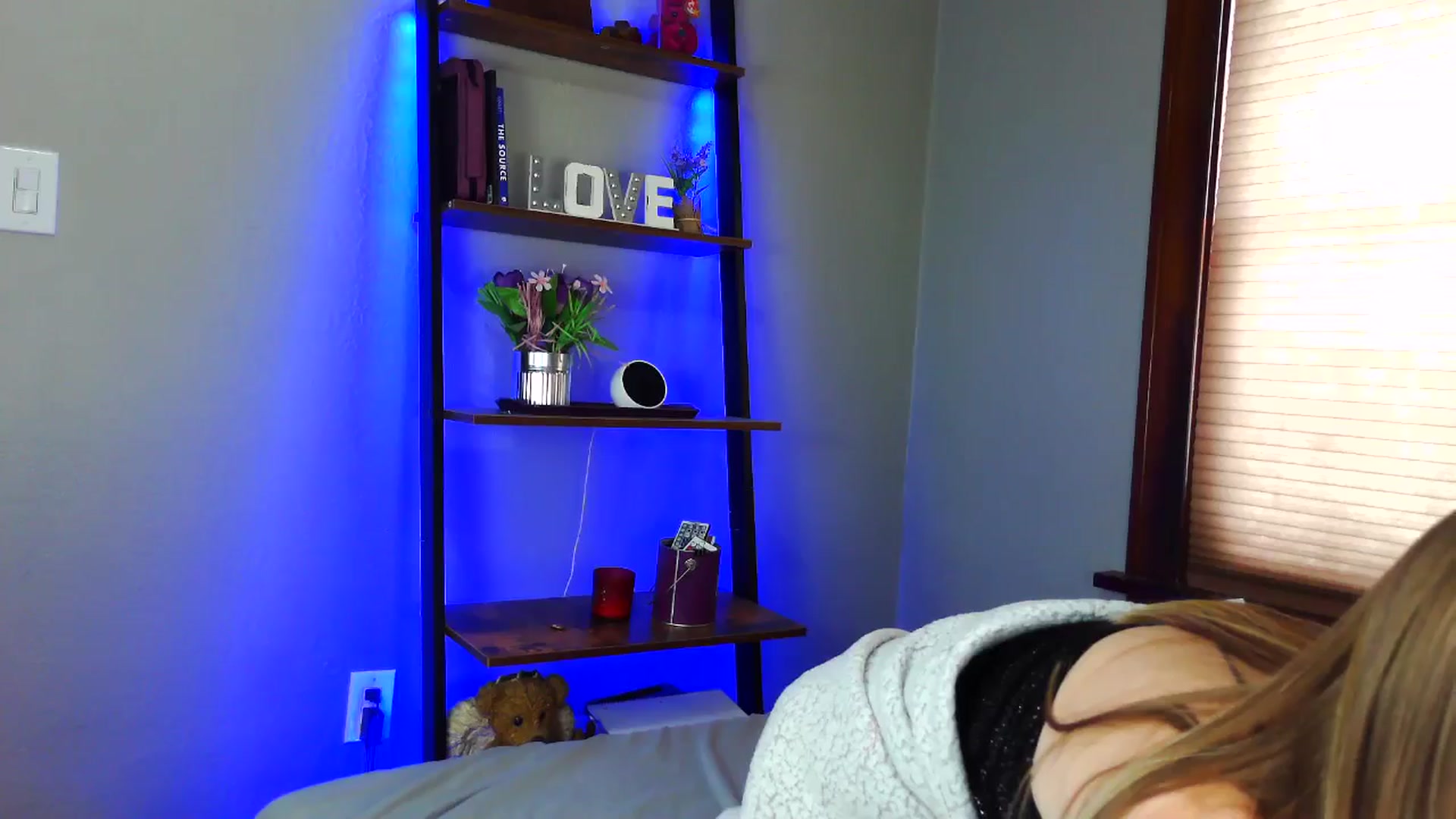 Gallery image thumbnail from ShawnaShow's myfreecams stream on, 02/19/2025, 18:12 image 19 of 20
