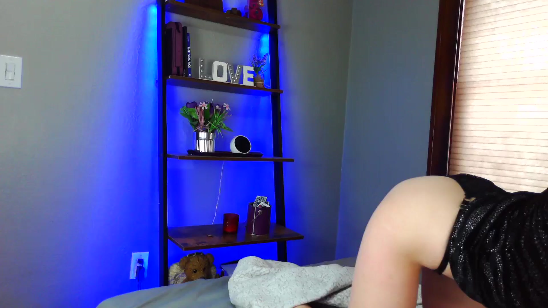 Gallery image thumbnail from ShawnaShow's myfreecams stream on, 02/19/2025, 18:12 image 4 of 20