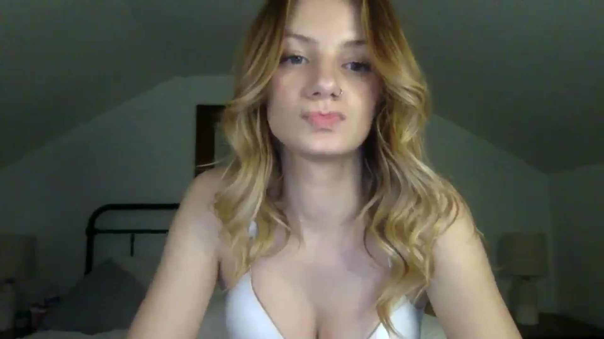 Gallery image thumbnail from ShawnaSweets0's myfreecams stream on, 02/08/2025, 09:50 image 6 of 20