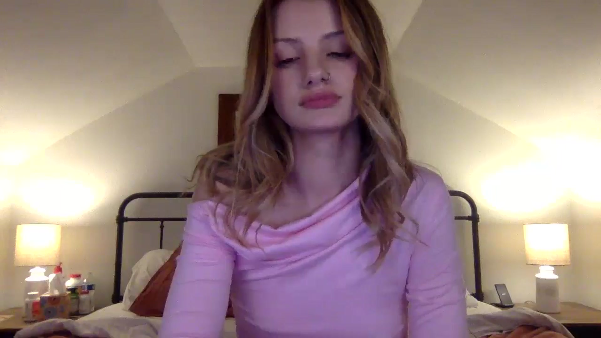 Gallery image thumbnail from ShawnaSweets0's myfreecams stream on, 03/13/2025, 07:15 image 10 of 20