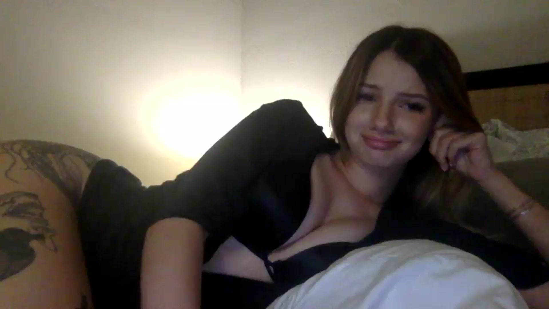 Gallery image thumbnail from ShawnaSweets0's myfreecams stream on, 08/11/2025, 09:36 image 9 of 20