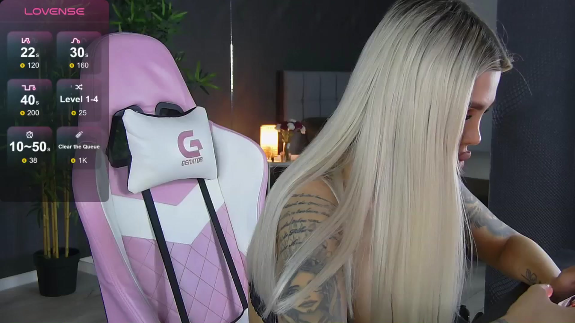 Gallery image thumbnail from Shayblonde's myfreecams stream on, 08/22/2024, 22:54 image 10 of 20