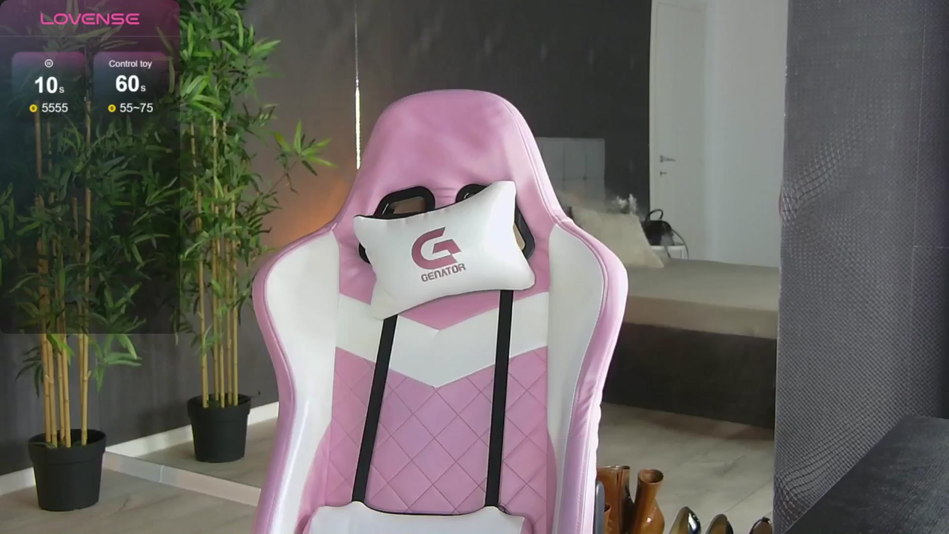 Gallery image thumbnail from Shayblonde's myfreecams stream on, 08/24/2024, 22:39 image 16 of 20