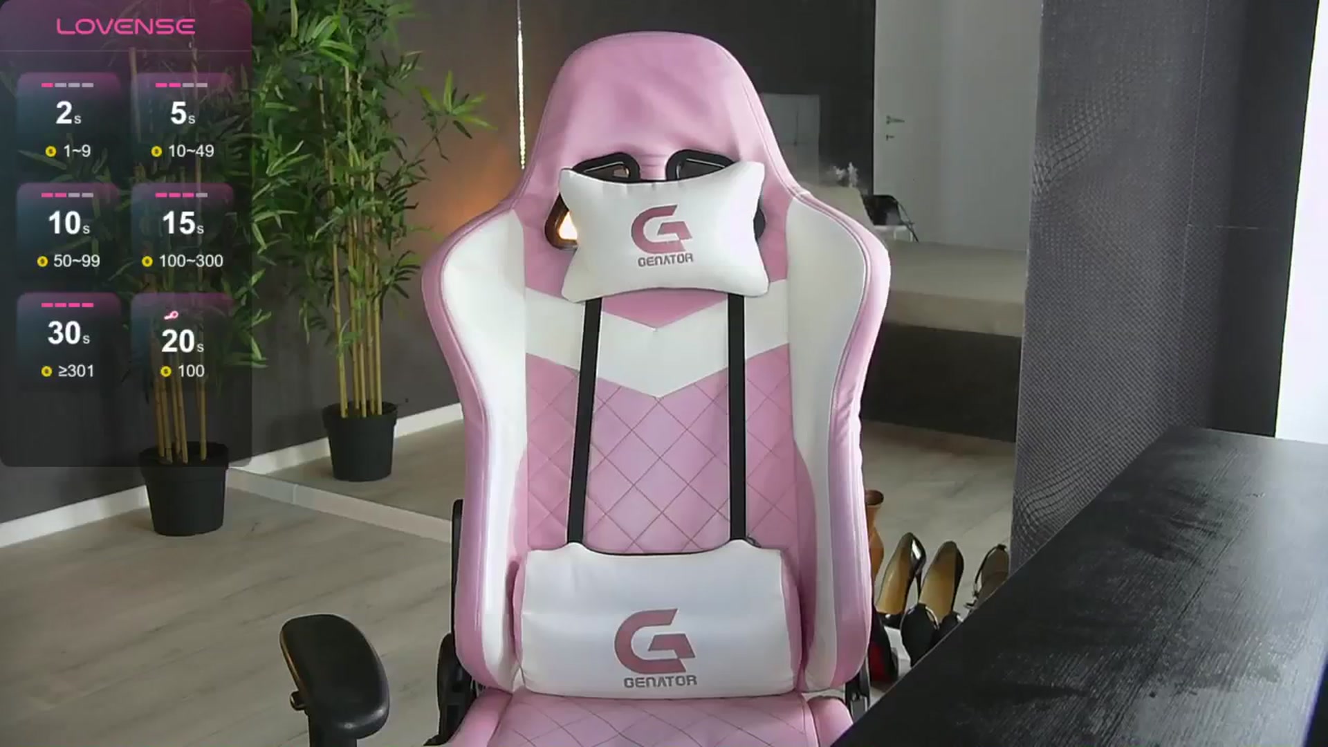 Gallery image thumbnail from Shayblonde's myfreecams stream on, 08/24/2024, 22:39 image 13 of 20