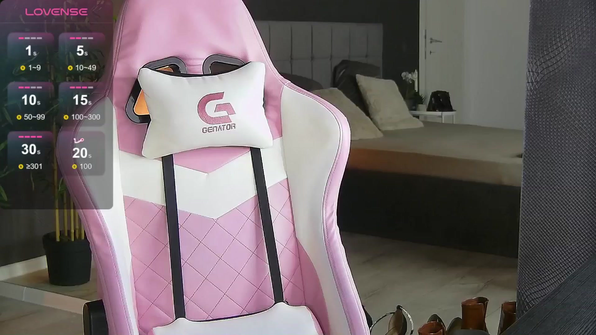 Gallery image thumbnail from Shayblonde's myfreecams stream on, 08/30/2024, 22:47 image 9 of 20