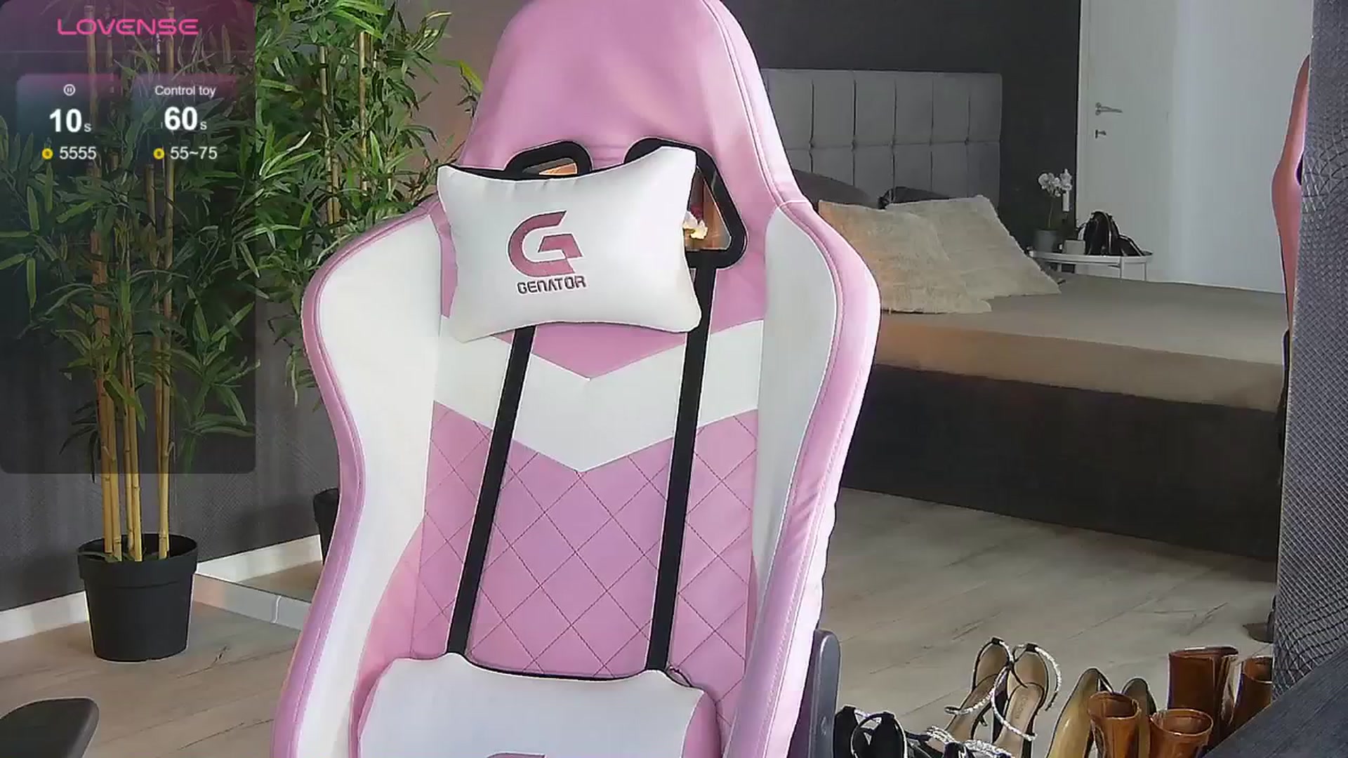 Gallery image thumbnail from Shayblonde's myfreecams stream on, 09/03/2024, 01:03 image 15 of 20