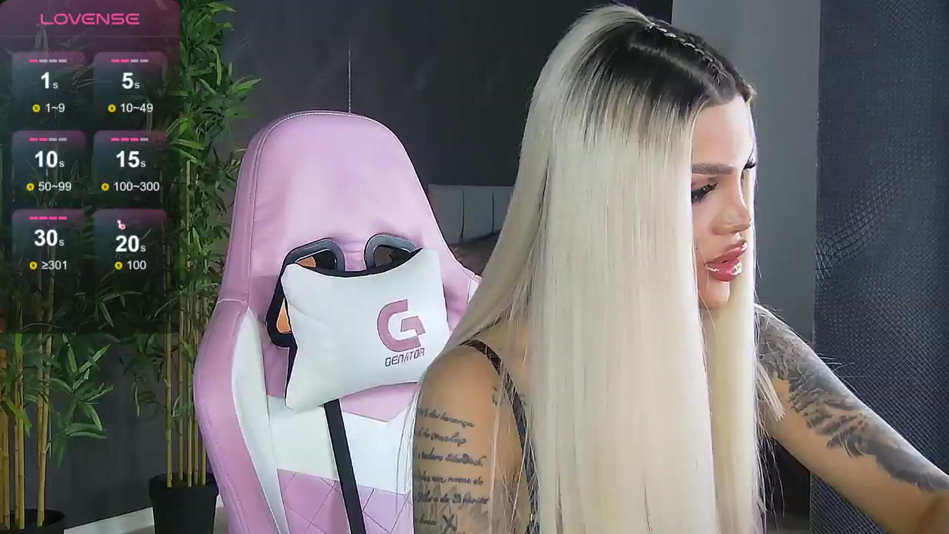 Gallery image thumbnail from Shayblonde's myfreecams stream on, 09/03/2024, 20:07 image 1 of 20