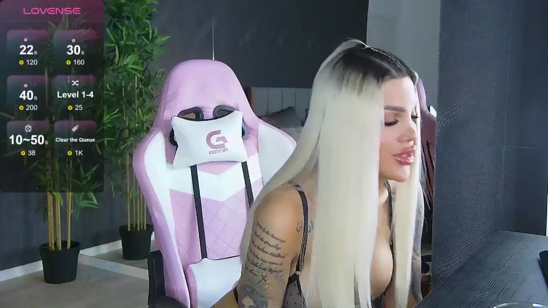 Gallery image thumbnail from Shayblonde's myfreecams stream on, 09/03/2024, 20:07 image 7 of 20