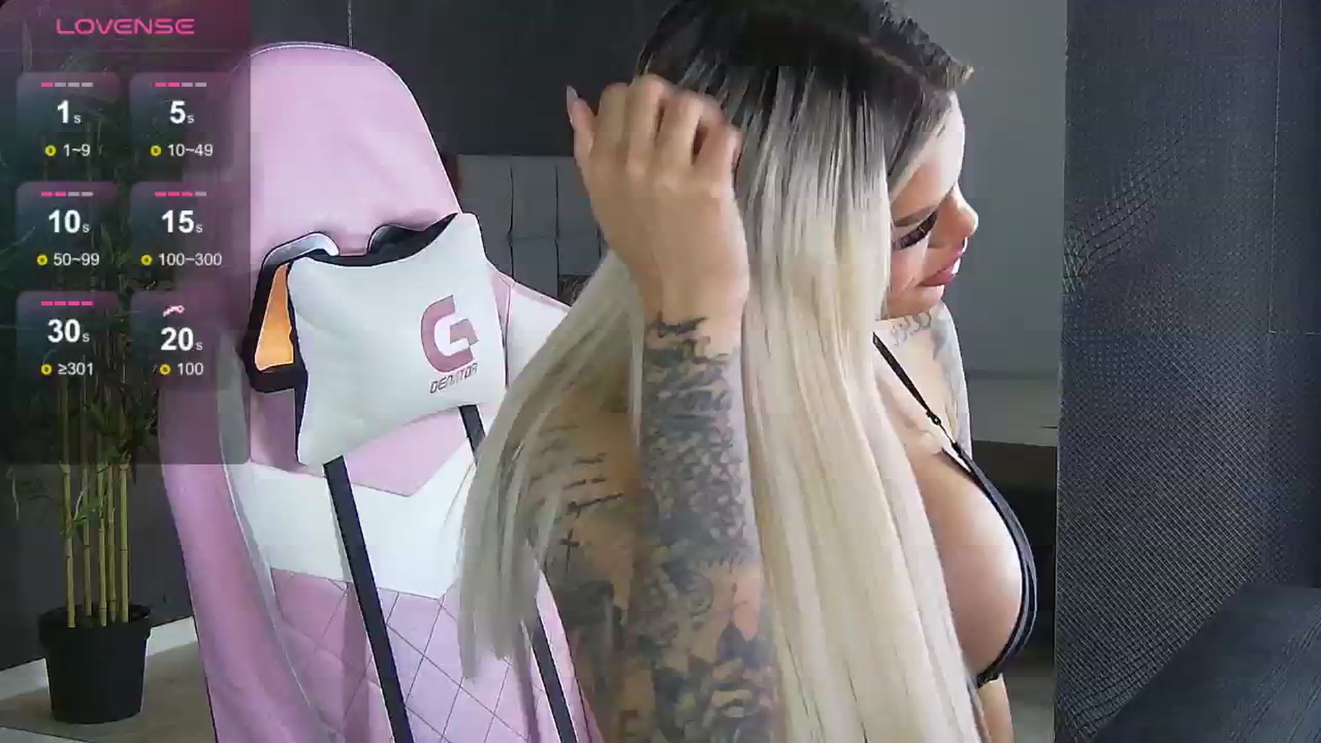 Gallery image thumbnail from Shayblonde's myfreecams stream on, 09/08/2024, 23:02 image 18 of 20