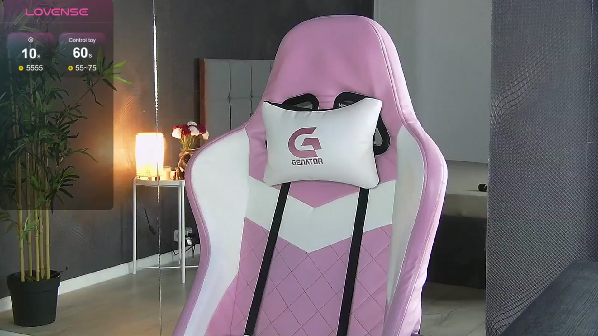 Gallery image thumbnail from Shayblonde's myfreecams stream on, 09/09/2024, 02:03 image 13 of 20