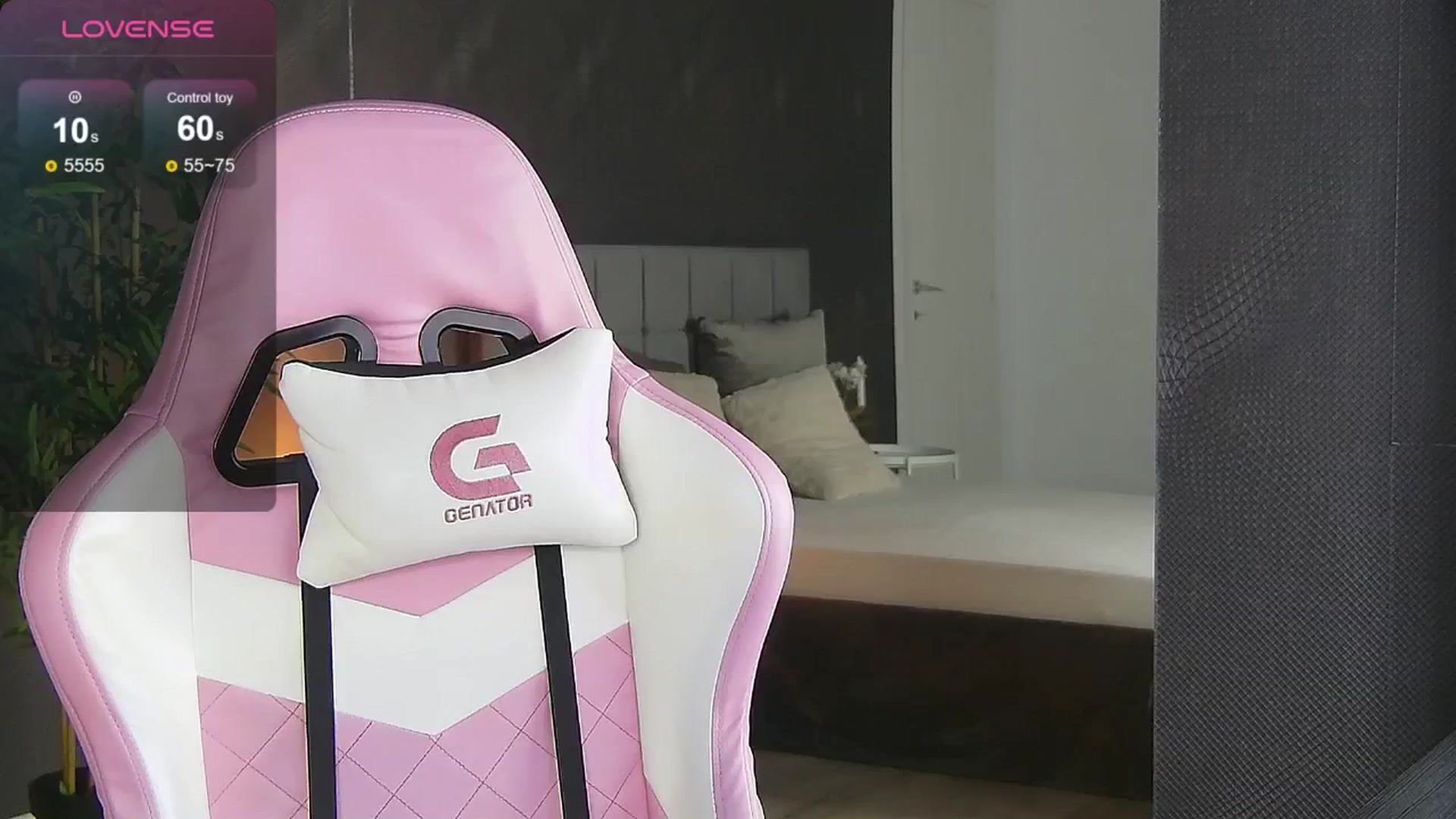 Gallery image thumbnail from Shayblonde's myfreecams stream on, 09/15/2024, 21:41 image 1 of 20