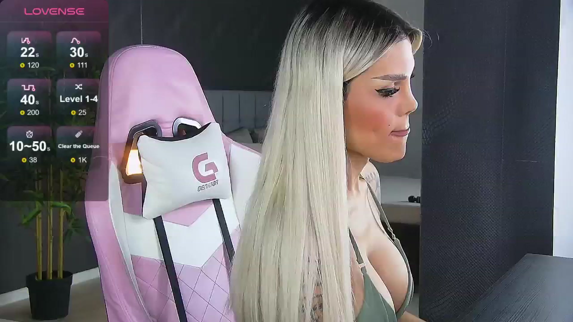 Gallery image thumbnail from Shayblonde's myfreecams stream on, 09/24/2024, 24:59 image 12 of 20