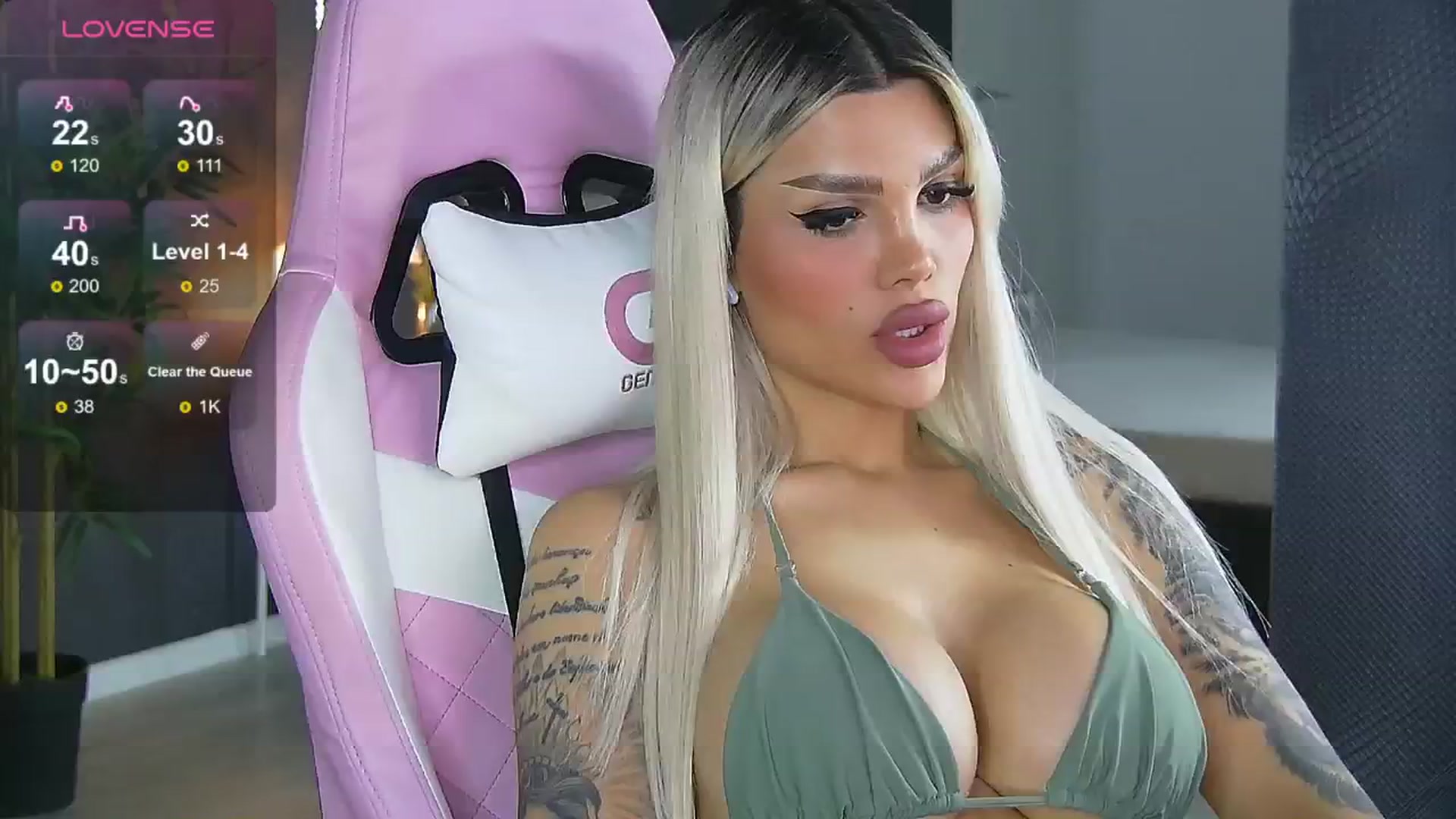 Gallery image thumbnail from Shayblonde's myfreecams stream on, 09/24/2024, 24:59 image 15 of 20