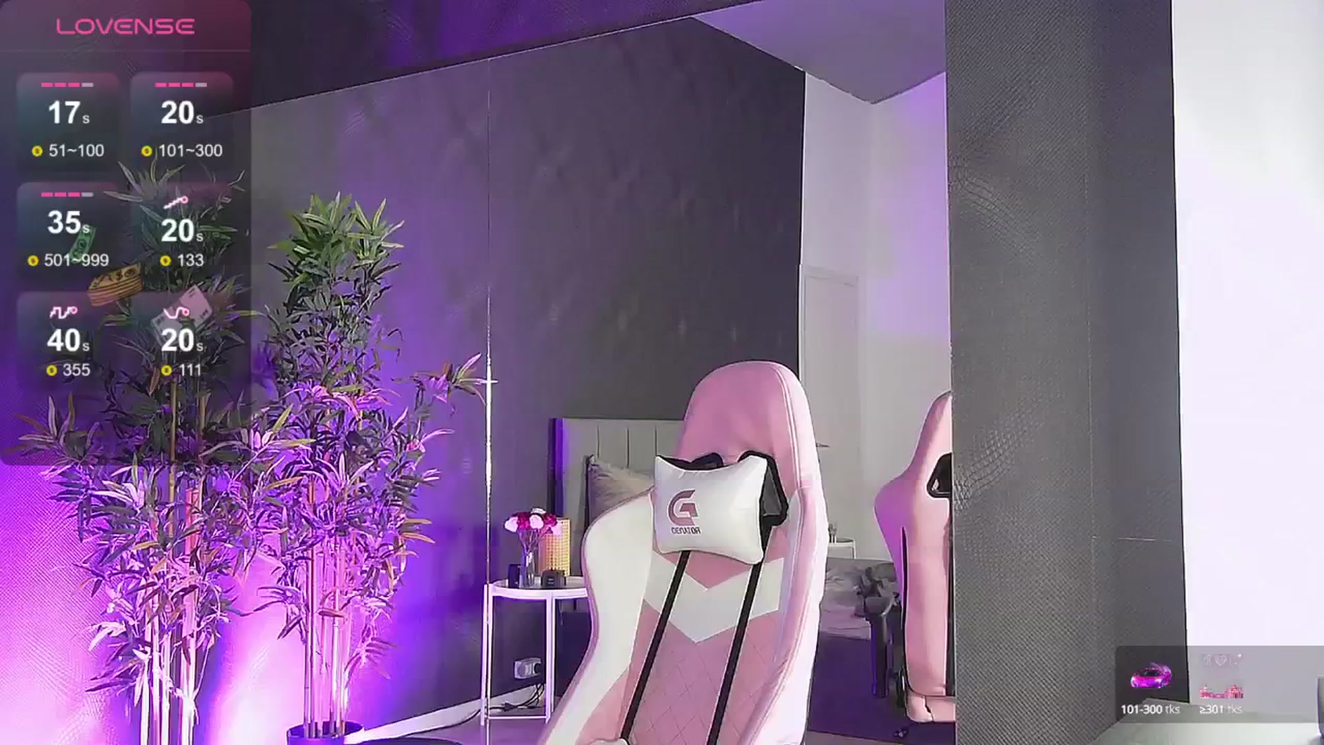 Gallery image thumbnail from Shayblonde's myfreecams stream on, 10/24/2024, 24:55 image 1 of 20