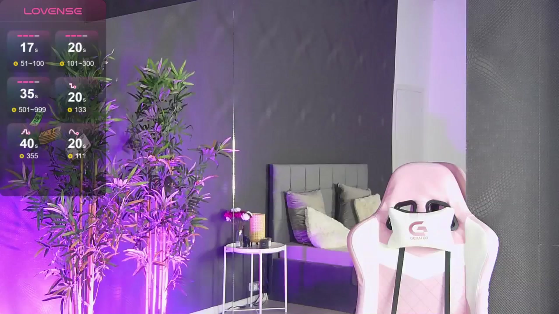 Gallery image thumbnail from Shayblonde's myfreecams stream on, 11/18/2024, 10:11 image 13 of 20