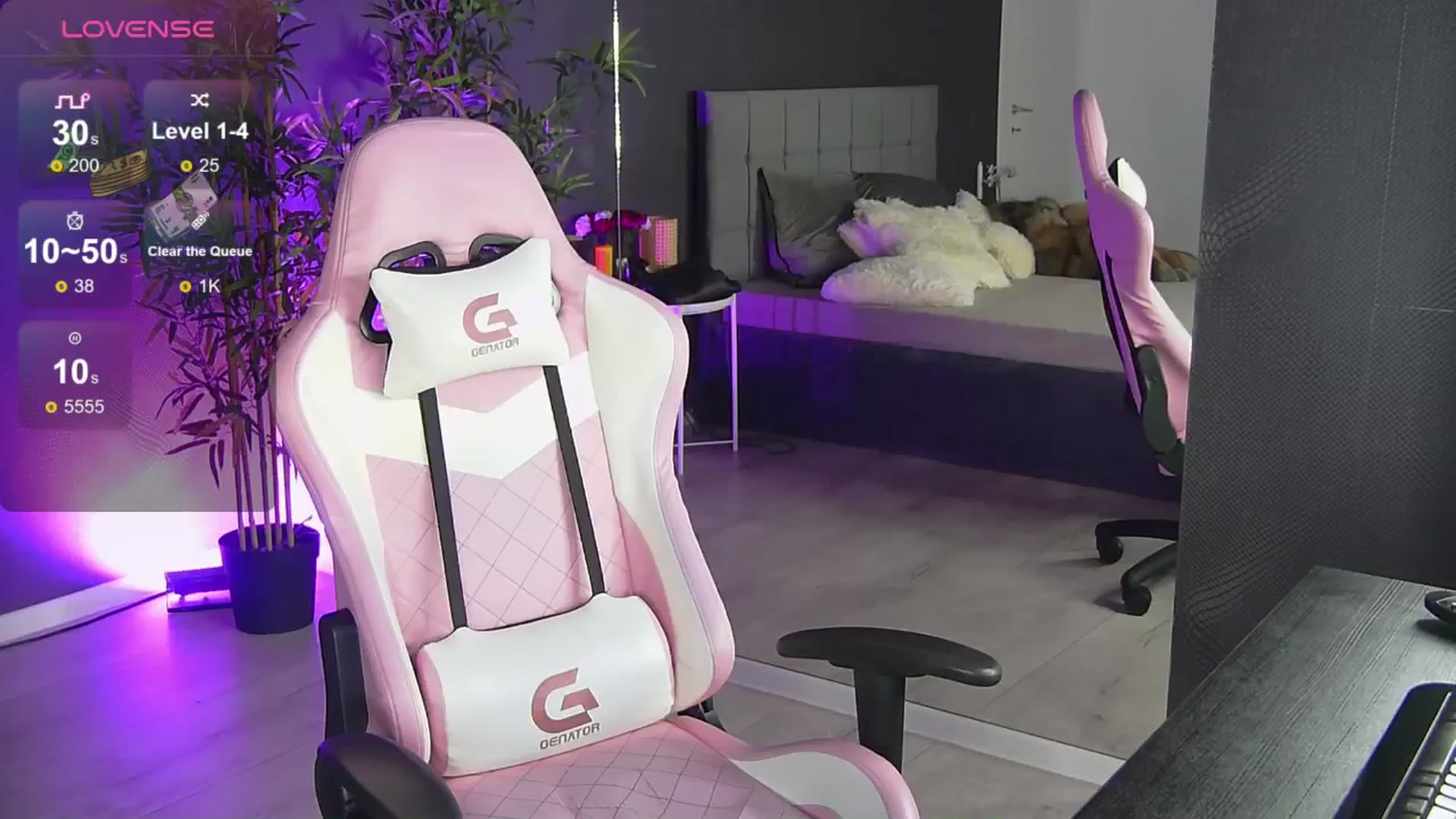 Gallery image thumbnail from Shayblonde's myfreecams stream on, 11/29/2024, 09:30 image 11 of 20