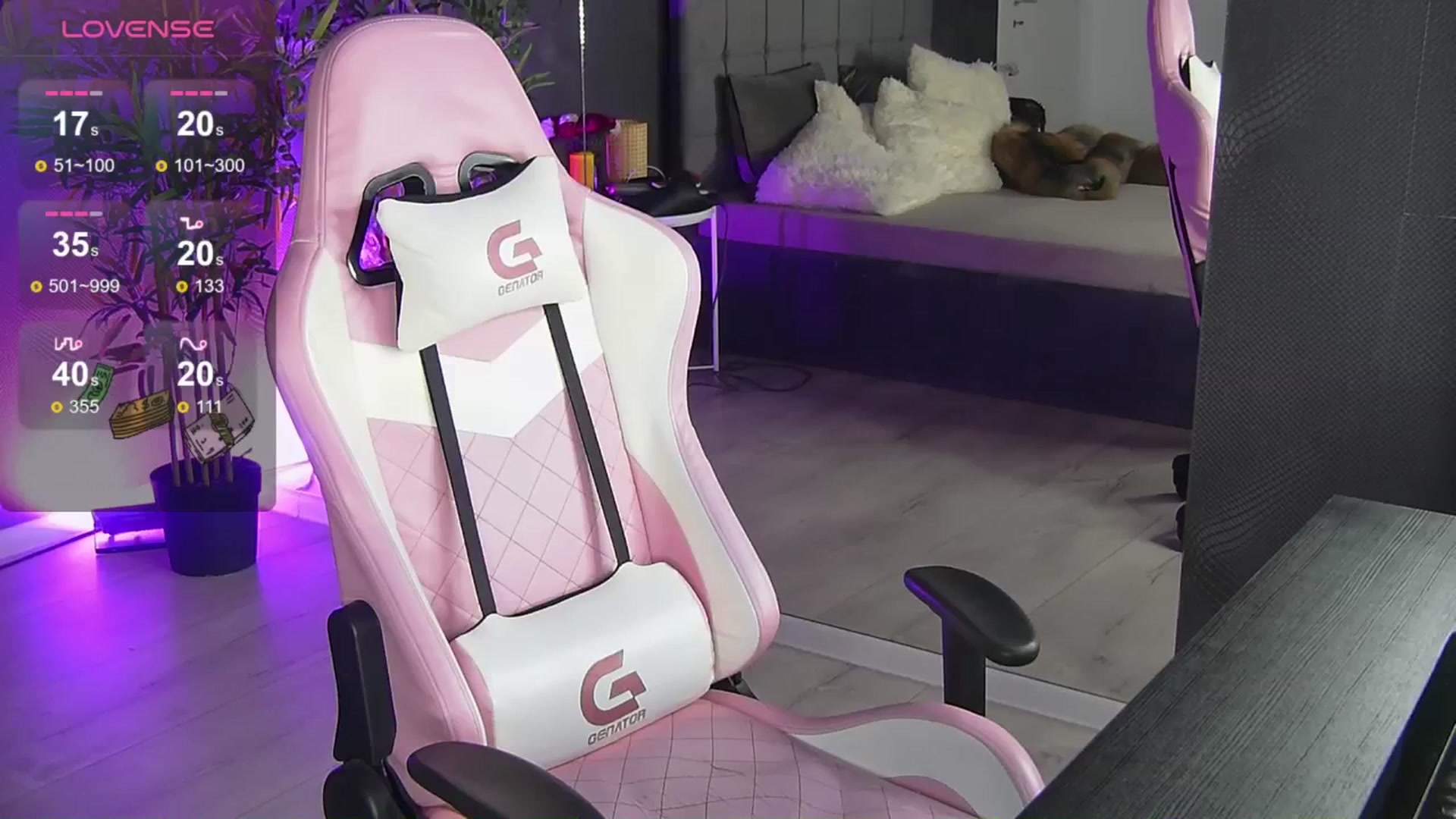 Gallery image thumbnail from Shayblonde's myfreecams stream on, 11/29/2024, 21:56 image 18 of 20