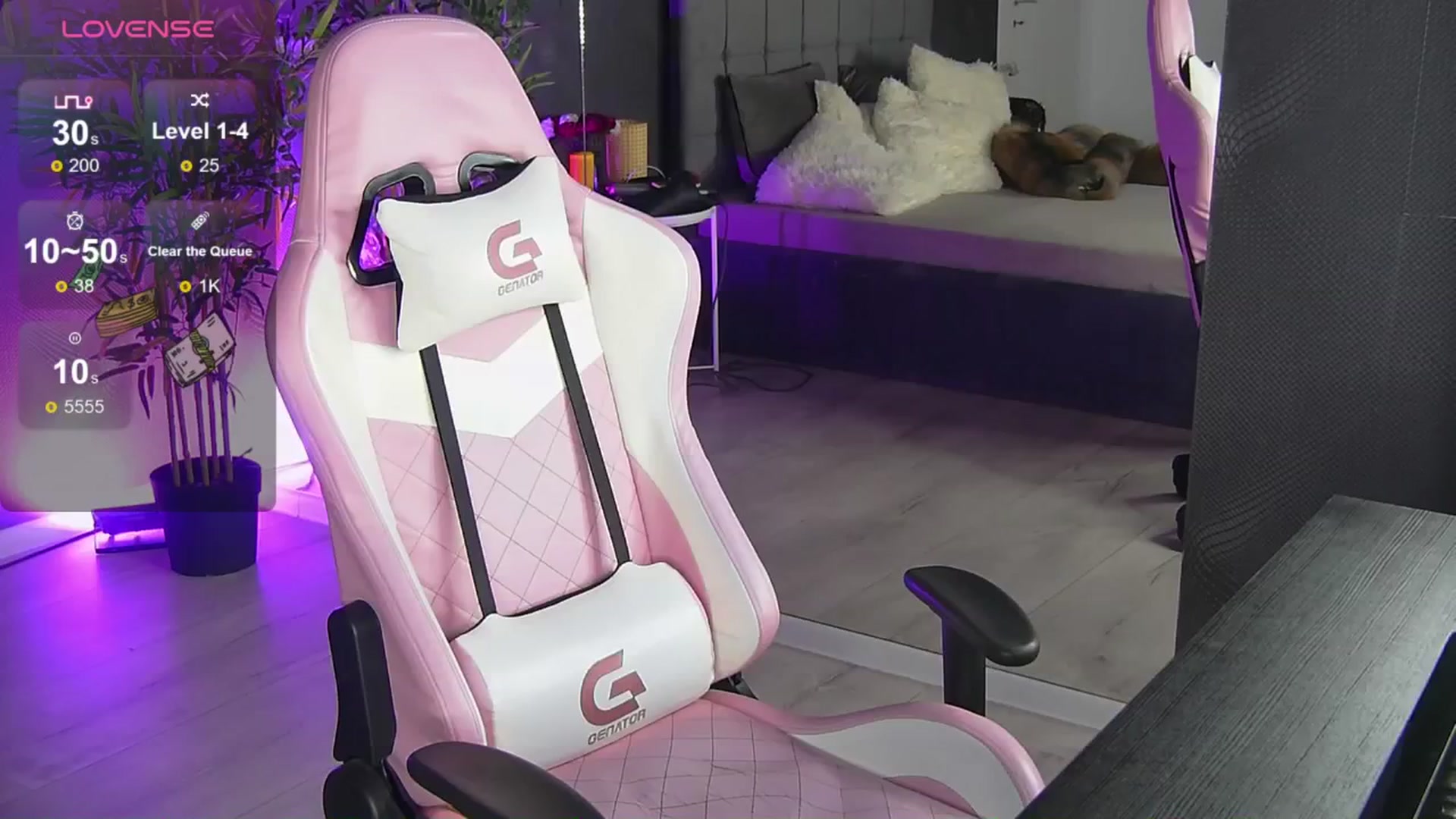 Gallery image thumbnail from Shayblonde's myfreecams stream on, 11/29/2024, 21:56 image 19 of 20