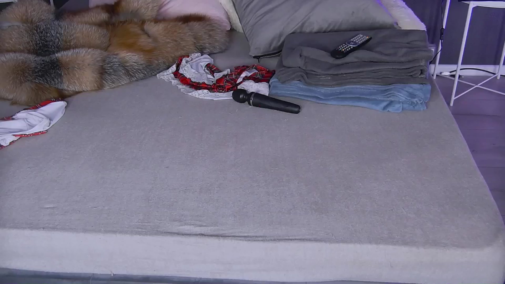 Gallery image thumbnail from Shayblonde's myfreecams stream on, 12/12/2024, 24:01 image 15 of 20