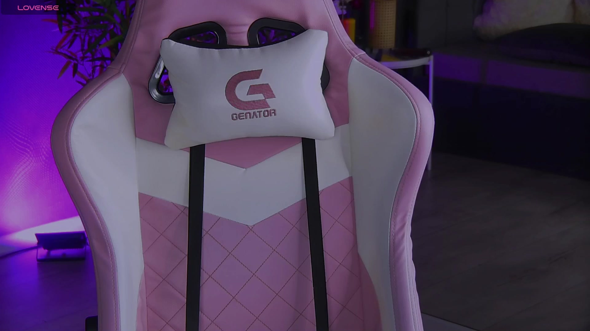 Gallery image thumbnail from Shayblonde's myfreecams stream on, 12/25/2024, 02:10 image 20 of 20