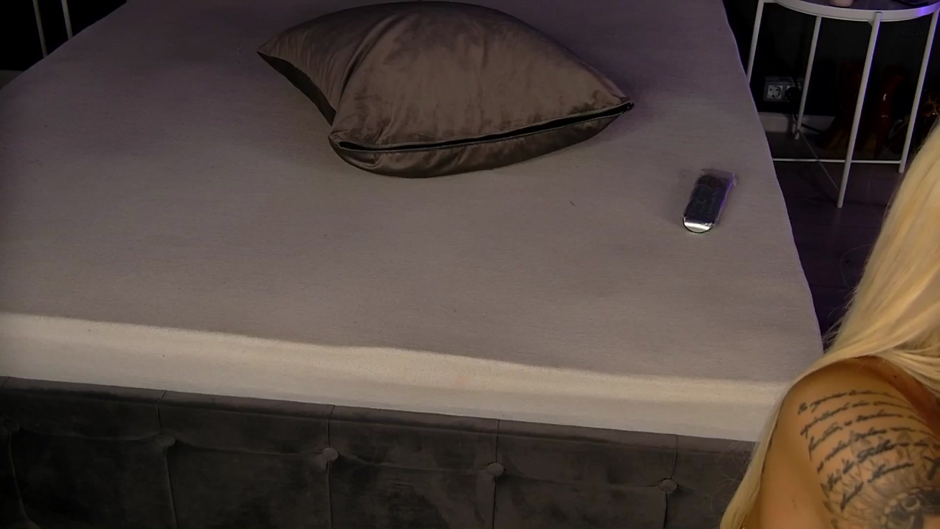 Gallery image thumbnail from Shayblonde's myfreecams stream on, 02/15/2025, 08:39 image 12 of 20