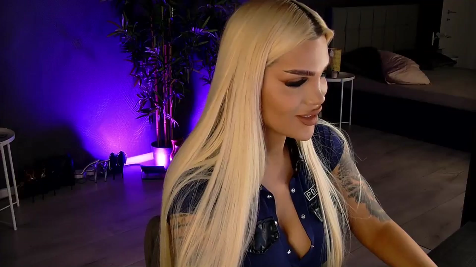 Gallery image thumbnail from Shayblonde's myfreecams stream on, 02/21/2025, 21:57 image 18 of 20
