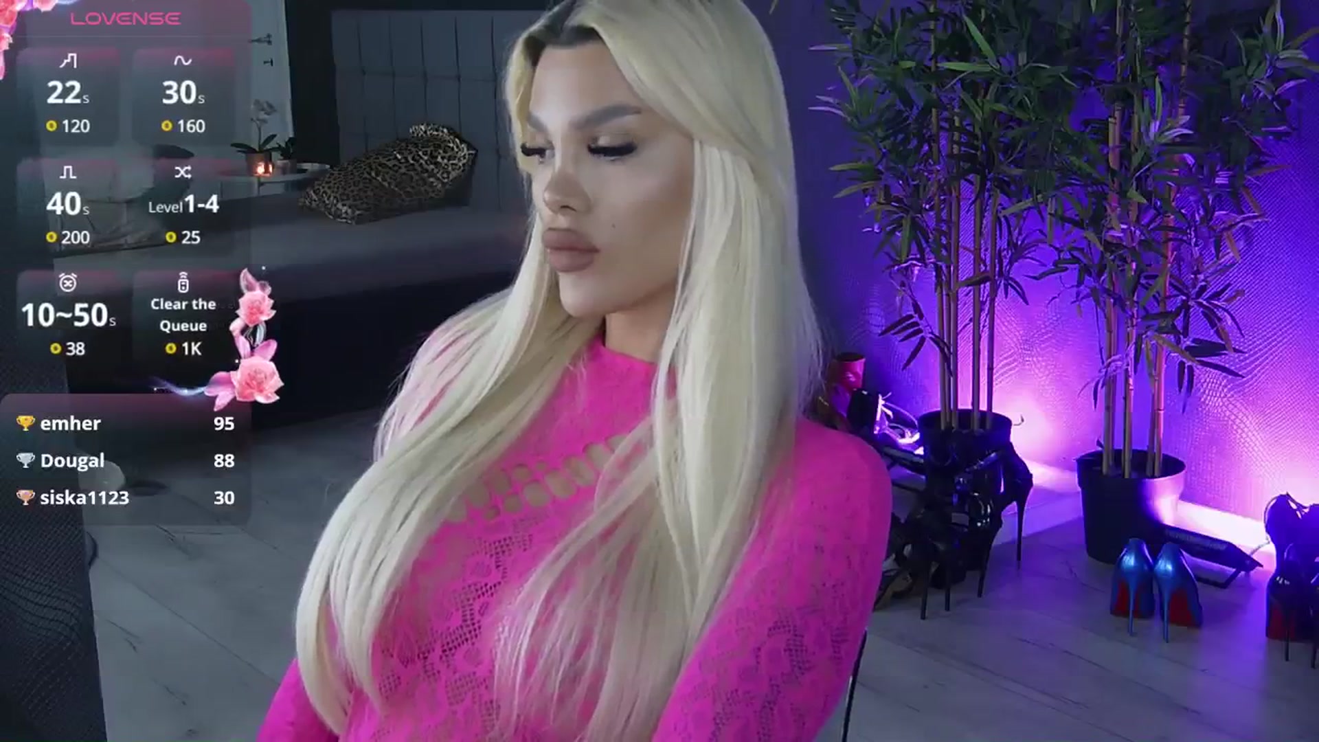 Gallery image thumbnail from Shayblonde's myfreecams stream on, 03/27/2025, 11:50 image 5 of 20
