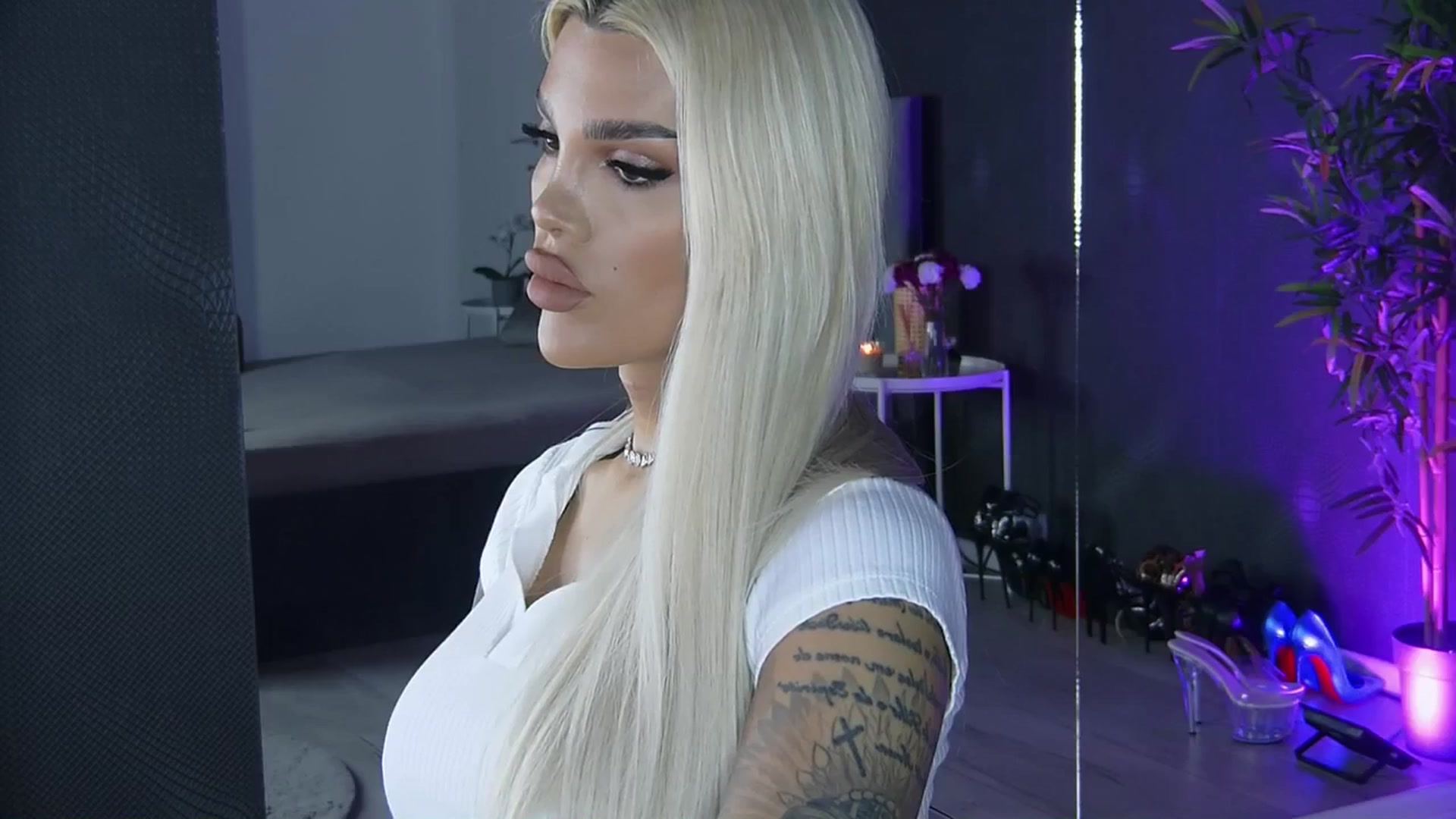 Gallery image thumbnail from Shayblonde's myfreecams stream on, 05/03/2025, 18:59 image 8 of 20