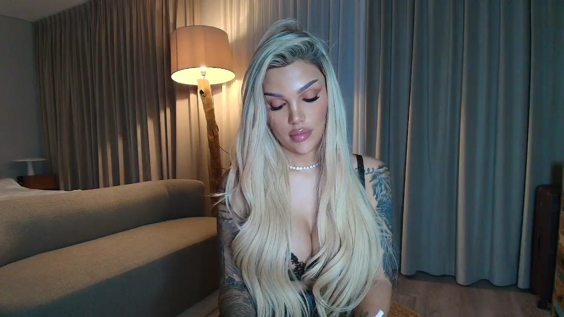 Gallery image thumbnail from Shayblonde's myfreecams stream on, 11/22/2025, 23:17 image 9 of 20