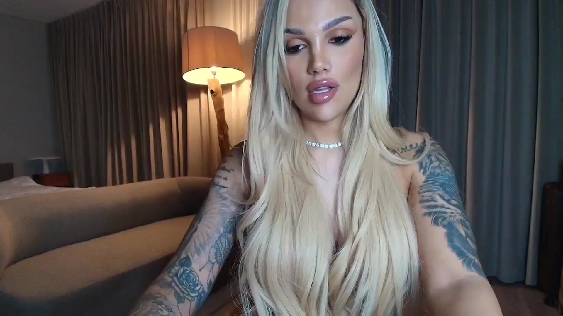Gallery image thumbnail from Shayblonde's myfreecams stream on, 11/23/2025, 24:04 image 13 of 20
