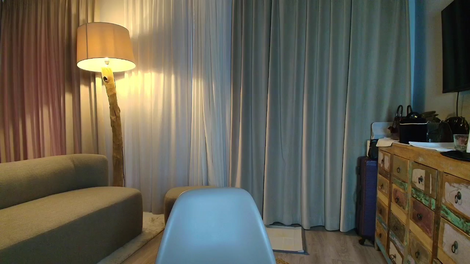 Gallery image thumbnail from Shayblonde's myfreecams stream on, 12/29/2025, 08:53 image 3 of 20