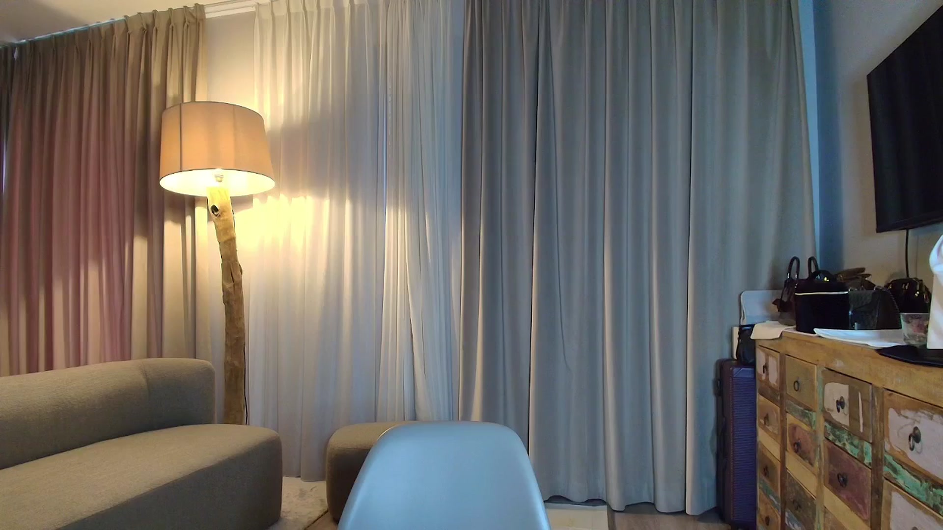 Gallery image thumbnail from Shayblonde's myfreecams stream on, 12/29/2025, 08:53 image 5 of 20