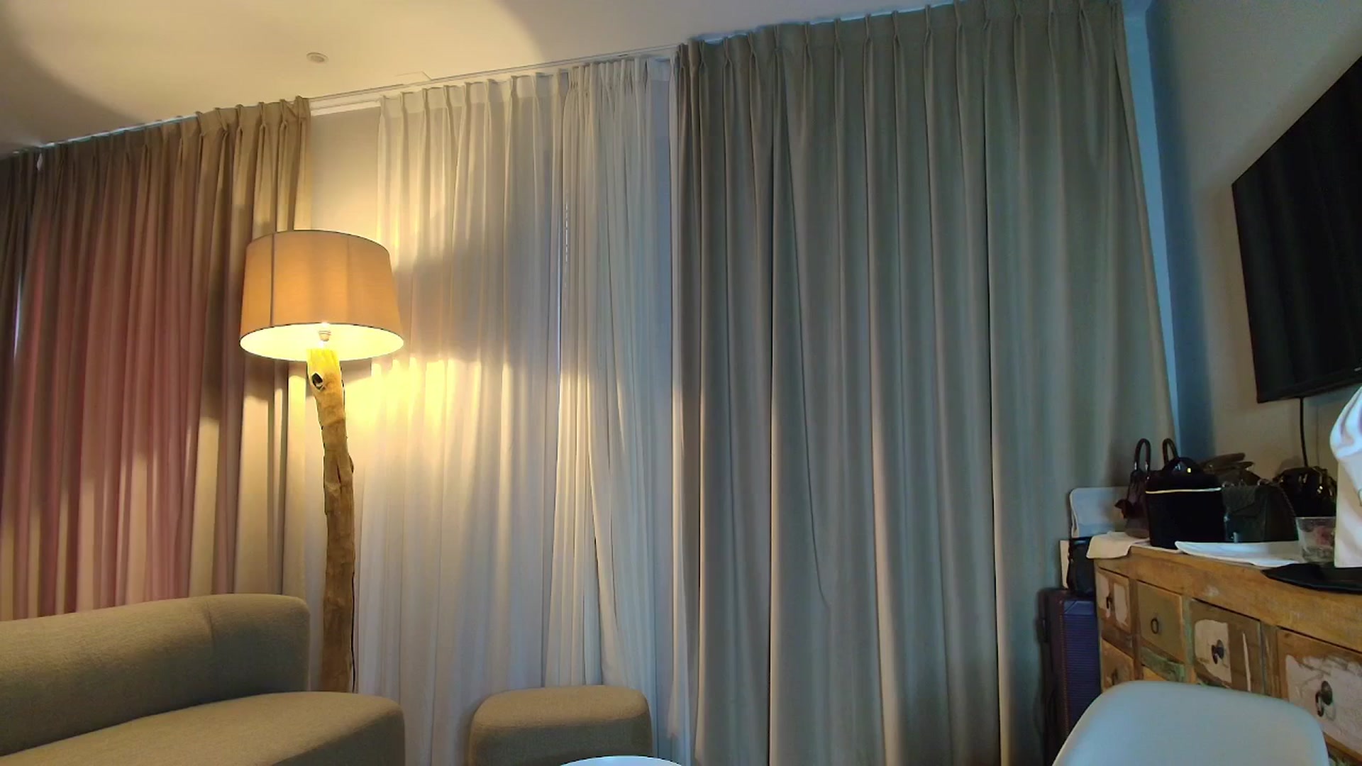 Gallery image thumbnail from Shayblonde's myfreecams stream on, 12/29/2025, 08:53 image 10 of 20