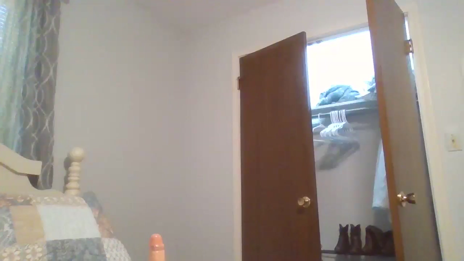 Gallery image thumbnail from Shayfallen's myfreecams stream on, 08/27/2024, 16:17 image 17 of 20