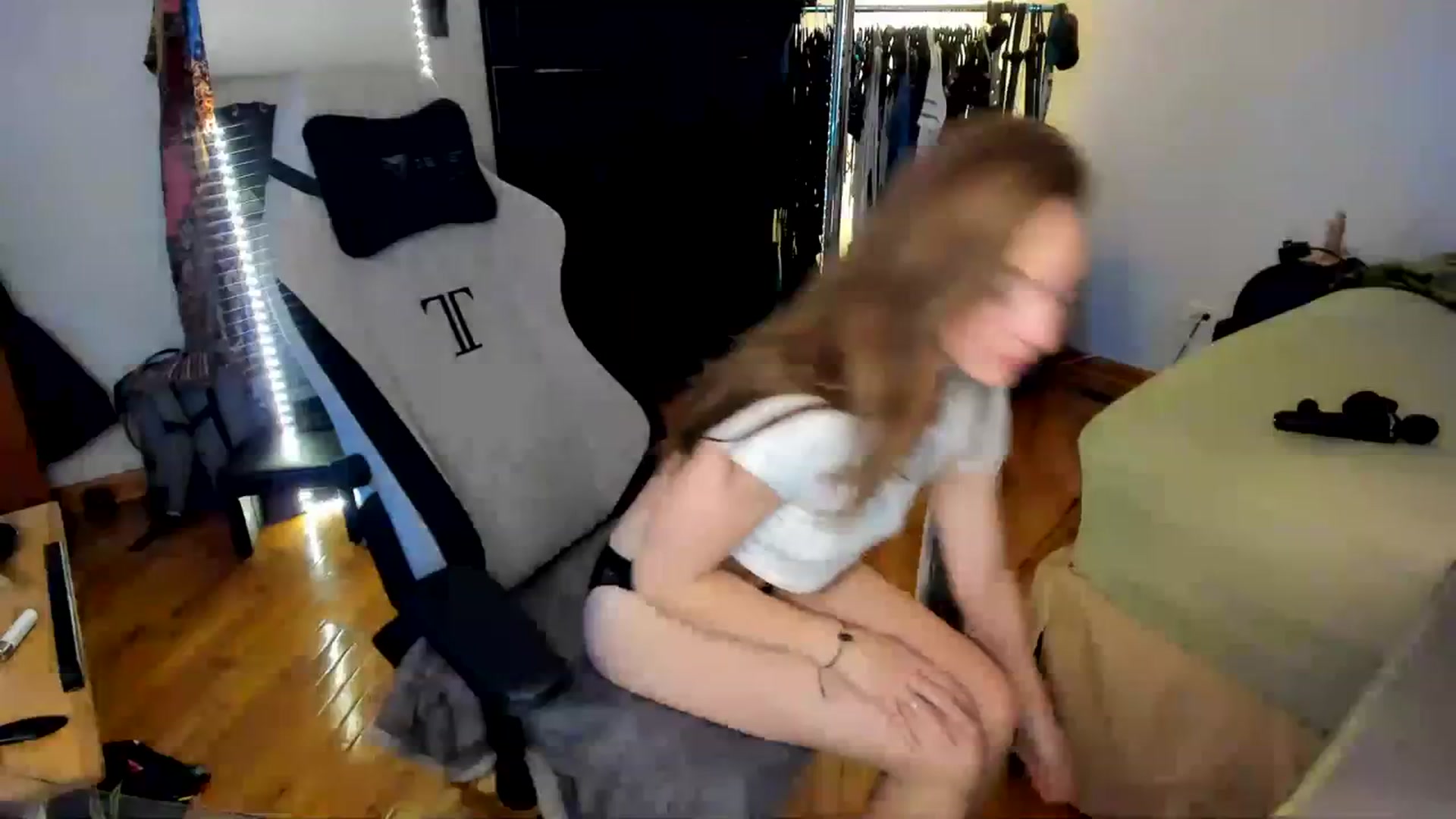 Gallery image thumbnail from She_is_Sam's myfreecams stream on, 01/02/2024, 17:32 image 5 of 20