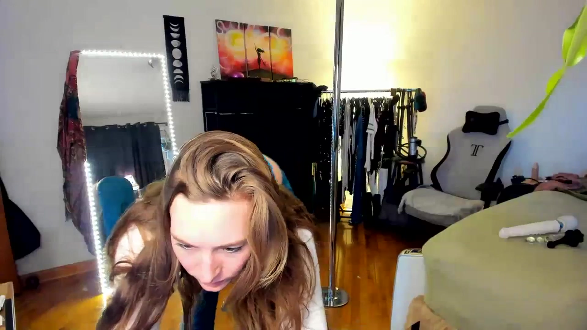 Gallery image thumbnail from She_is_Sam's myfreecams stream on, 01/05/2024, 17:59 image 14 of 20